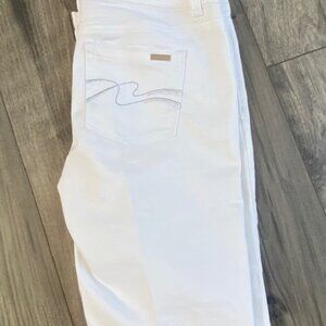 White House Black Market White Jeans